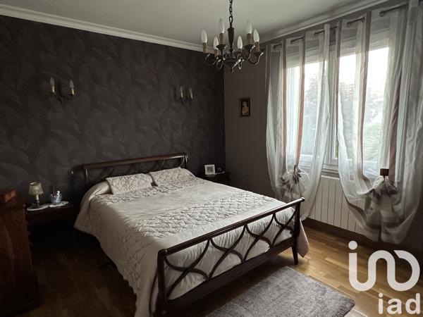 House for sale 6 rooms 209 m² Parthenay