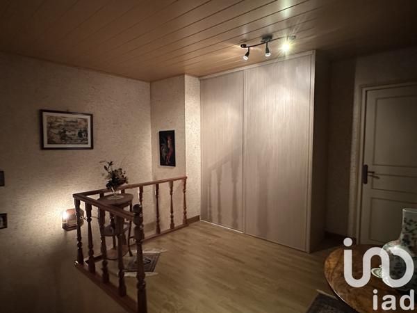 House for sale 6 rooms 209 m² Parthenay