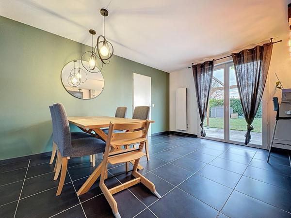 EN EXCLUSIVITE - MAISON 6 CHAMBRES - CONFORT DE PLAIN PIED - WARMERIVILLE