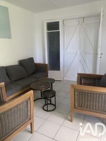 Location maison 4 pièces 100 m² Le Gosier