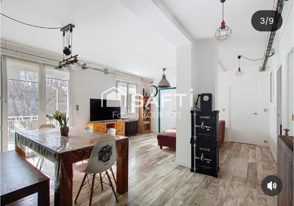 appartement avec belle surface , 4 CHAMBRES , clair et au calme .
