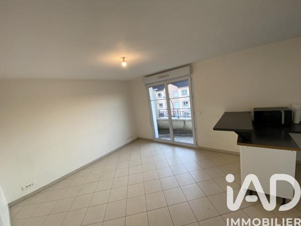 Location appartement 3 pièces 55 m² Livry-Gargan