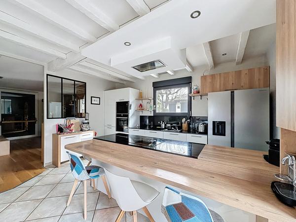 Maison 5 pièces - 145 m²