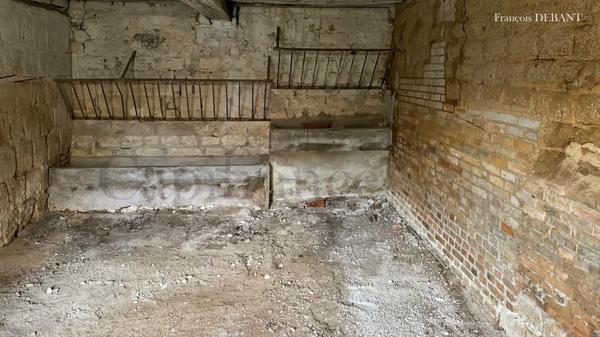 Maison à vendre 7 pièces proche de MACHAULT (08)