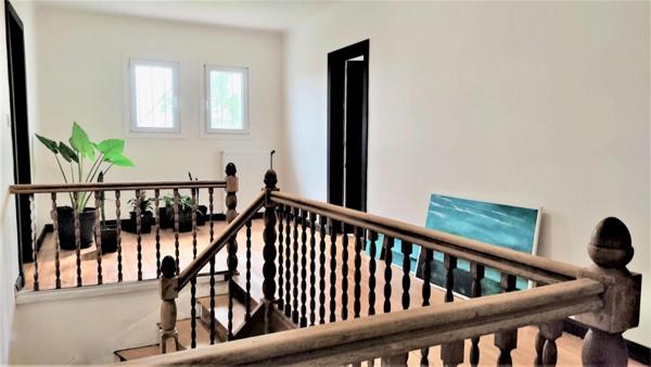 Maison de Caractère 7 pièces 275 m2 - DEPENDANCES- PISCINE