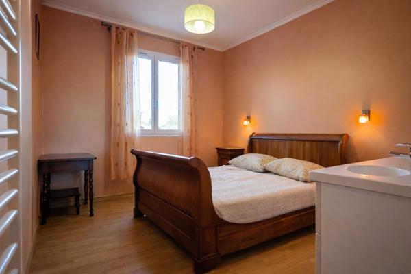 Coup de cœur ! Maison familiale plain-pied de 190 m² – Séjour 60 m² – 3 chambres + bureau – salle Home cinéma Détails des diagnostics énergétiques