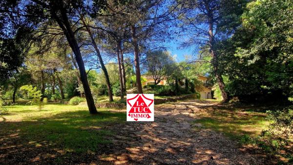 villa 141 m² hab sur 2891 m² de terrain 84430 mondragon Mondragon (84430)