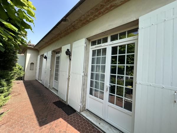 Marmande proche toutes commodités maison à fort potentiel avec garage et jardin