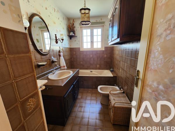 Maison à vendre 6 pièces 110 m² Saint-Marcellin-en-Forez