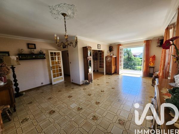 Maison à vendre 6 pièces 110 m² Saint-Marcellin-en-Forez