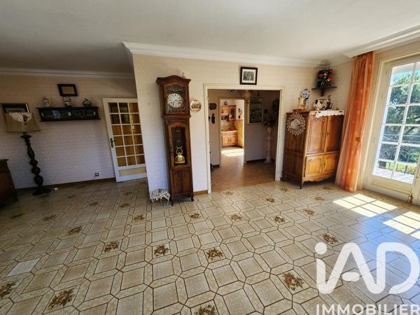 Maison à vendre 6 pièces 110 m² Saint-Marcellin-en-Forez