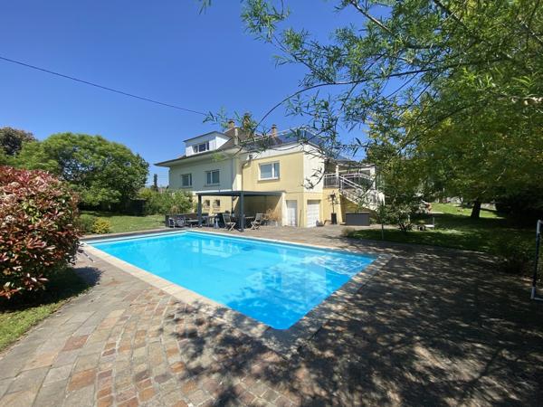 Grande maison familiale avec de belles prestations