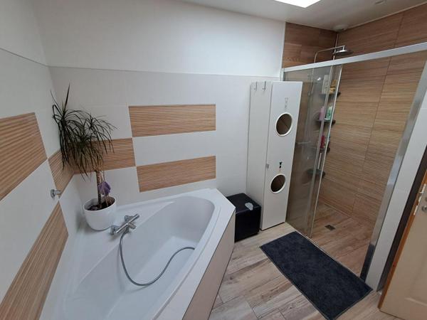 Maison Noroy Le Bourg 10 pièces 253.50 m2 à 271 000 euros