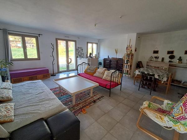 Maison Noroy Le Bourg 10 pièces 253.50 m2 à 271 000 euros