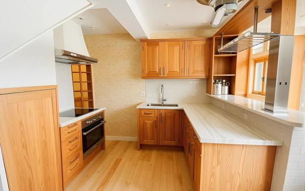 Maison à vendre    6 pièces • 155 m2 Dolomieu