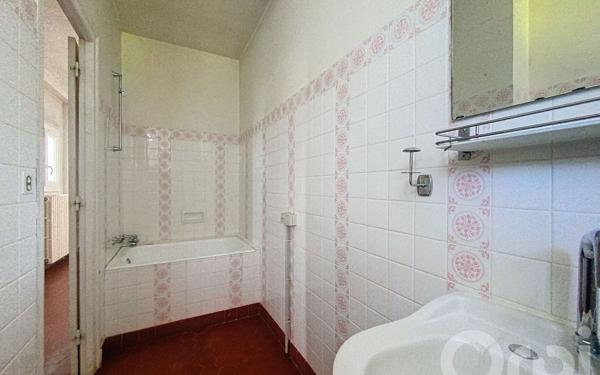 Maison à vendre    3 pièces • 90 m2 Seilhac