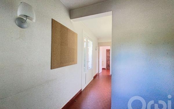 Maison à vendre    3 pièces • 90 m2 Seilhac