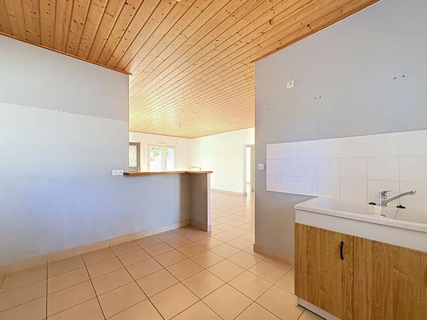 Maison à vendre à Challans - centre ville - jardin et garage