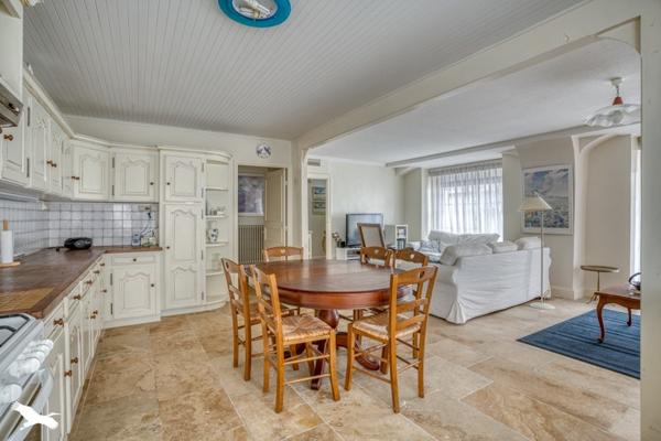 Maison à vendre |  Monflanquin |  5 pièces | 164 m²