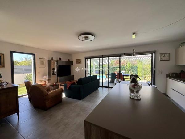 Vente Appartement 3 pièces 105 m2 à Sanary-sur-Mer