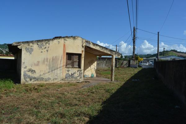 Dpt Martinique (972), à vendre maison 4 p, 62,4 m² - Terrain de 347,00 m² - Plain pied