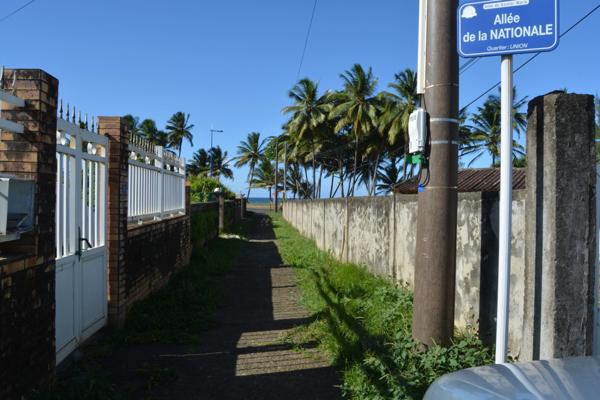 Dpt Martinique (972), à vendre maison 4 p, 62,4 m² - Terrain de 347,00 m² - Plain pied