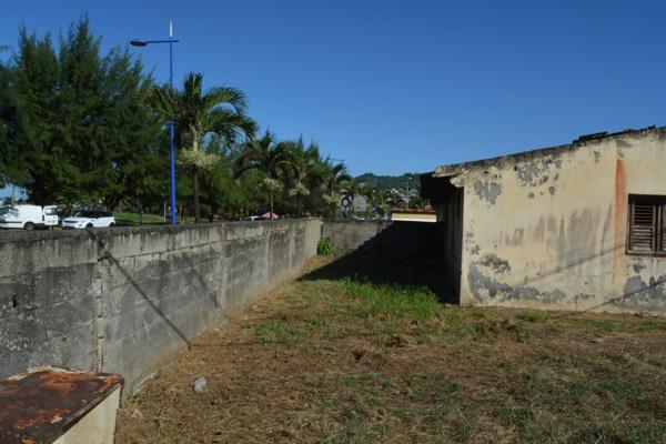 Dpt Martinique (972), à vendre maison 4 p, 62,4 m² - Terrain de 347,00 m² - Plain pied