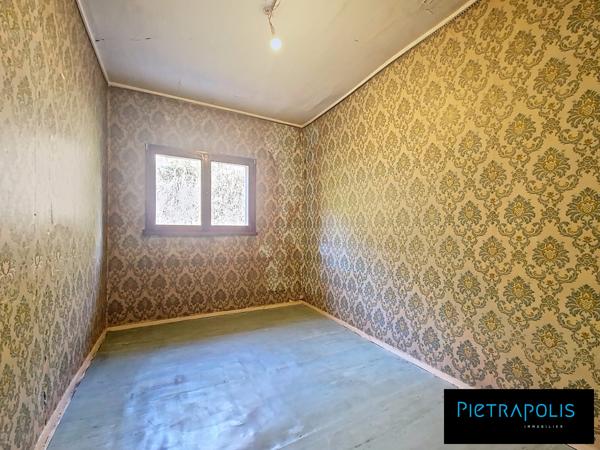 Très grand appartement au dernier étage d'une batisse de caractère
