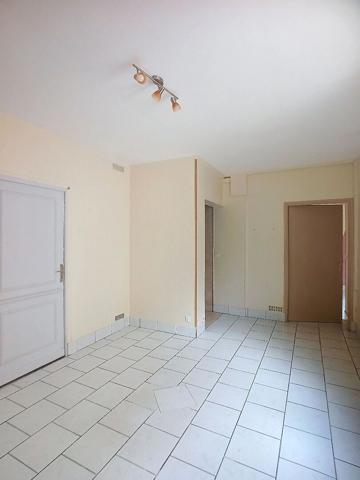 LOCAL PROFESSIONNEL Ligny-en-barrois LOCAL PROFESSIONNEL Ligny-en-barrois