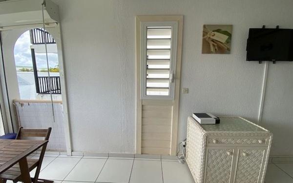 Appartement à louer    1 pièce •  Saint-François