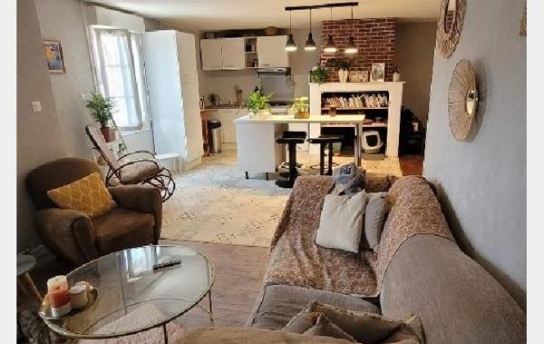 Vente Immeuble Saint-leonard-de-noblat   