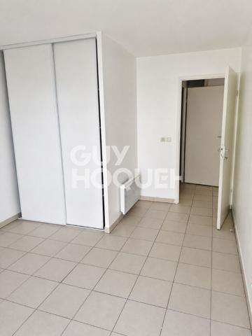 T2 de 43 m² avec balcon et parking, proche RER D Moulin Galant