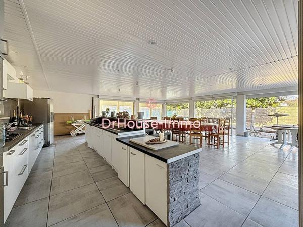 Maison à vendre 7 pièces de 239 m²