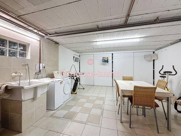 Maison à vendre 7 pièces de 239 m²