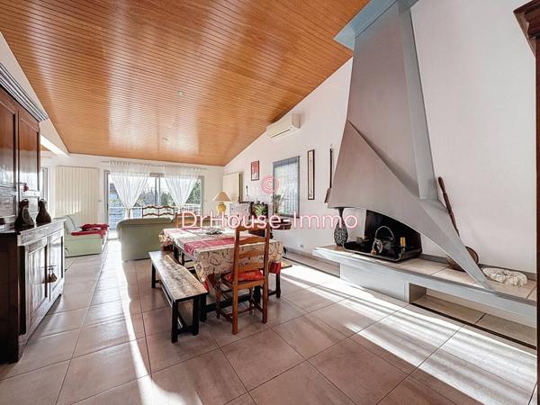 Maison à vendre 7 pièces de 239 m²