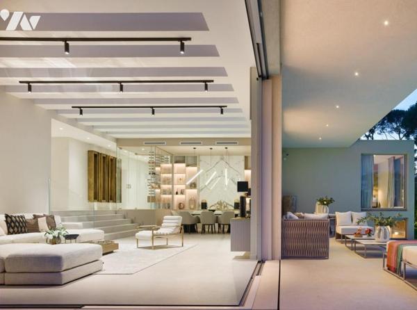 CAP D'ANTIBES - Villa contemporaine dominant la mer