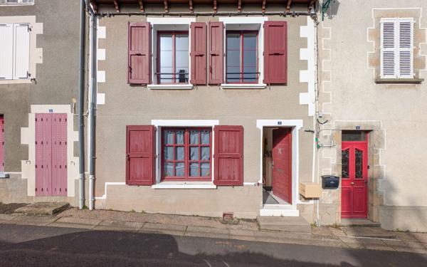 Maison à vendre    4 pièces • 91 m2 Pleaux