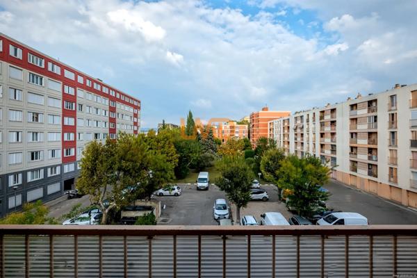 Beau T4 dans résidence sécurisée 13010 Marseille