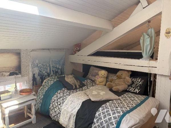 Exclusivité ! Centre ville de Tonneins, maison des années 30 rénovée, jardin, garage, bassin ...