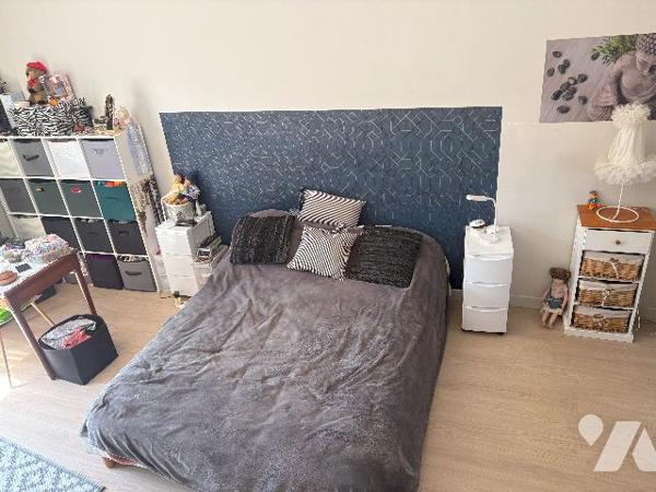 Exclusivité ! Centre ville de Tonneins, maison des années 30 rénovée, jardin, garage, bassin ...