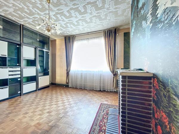 Bel appartement très lumineux en coeur de ville avec une dégagée sur les berges de l'Oise