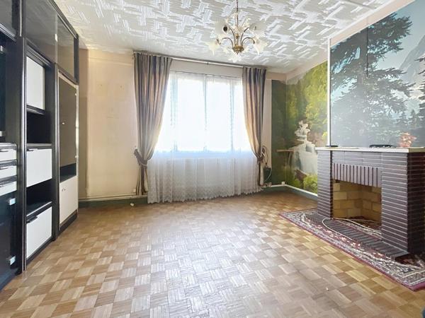 Bel appartement très lumineux en coeur de ville avec une dégagée sur les berges de l'Oise