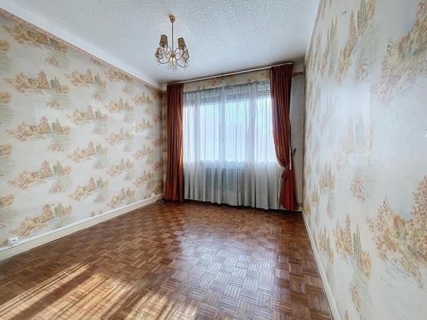 Bel appartement très lumineux en coeur de ville avec une dégagée sur les berges de l'Oise