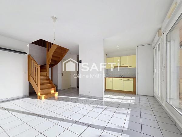 T3 duplex - dernier étage + cave + GARAGE