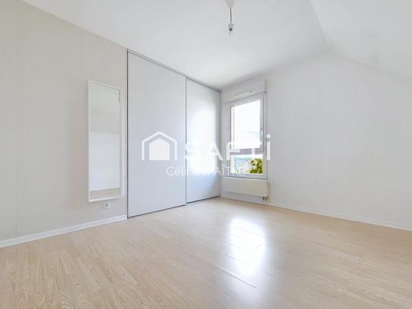 T3 duplex - dernier étage + cave + GARAGE