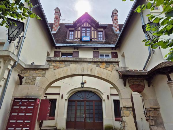 Superbe appartement au dernier étage d’un bâtiment historique