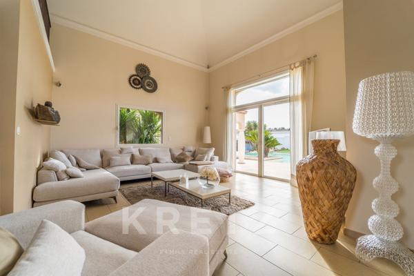 Villa d'architecte avec piscine