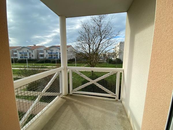 T3 AYTRE PROCHE BORD DE MER