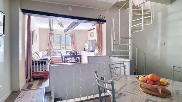 Maison de ville 4 pièces à vendre au centre de Carpentras - 105 000 €