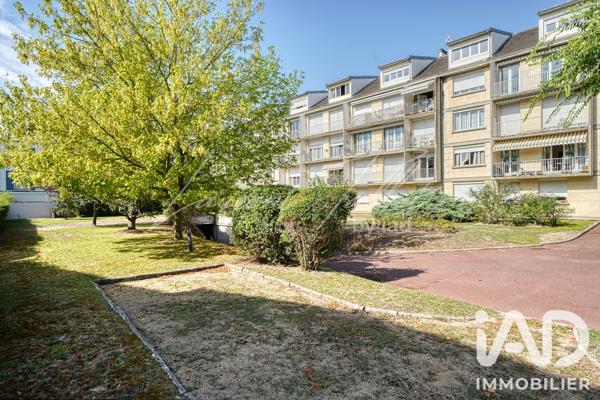 Appartement à vendre 4 pièces 87,4 m² Croissy-sur-Seine